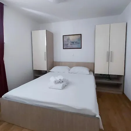 아파트 Mile - Book Your Next Cozy Vacation 스타리그라드 파클레니차